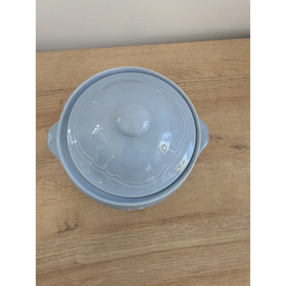 Pfaltzgraff Bouquet 2 Quart Casserole Dish Blue White Floral w/ Lid‎ 8''